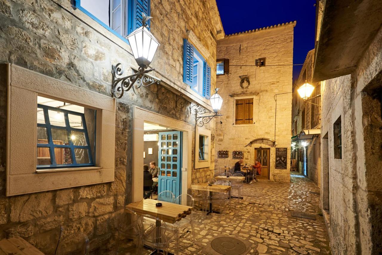 Bubalus Boutique Rooms Трогир Экстерьер фото